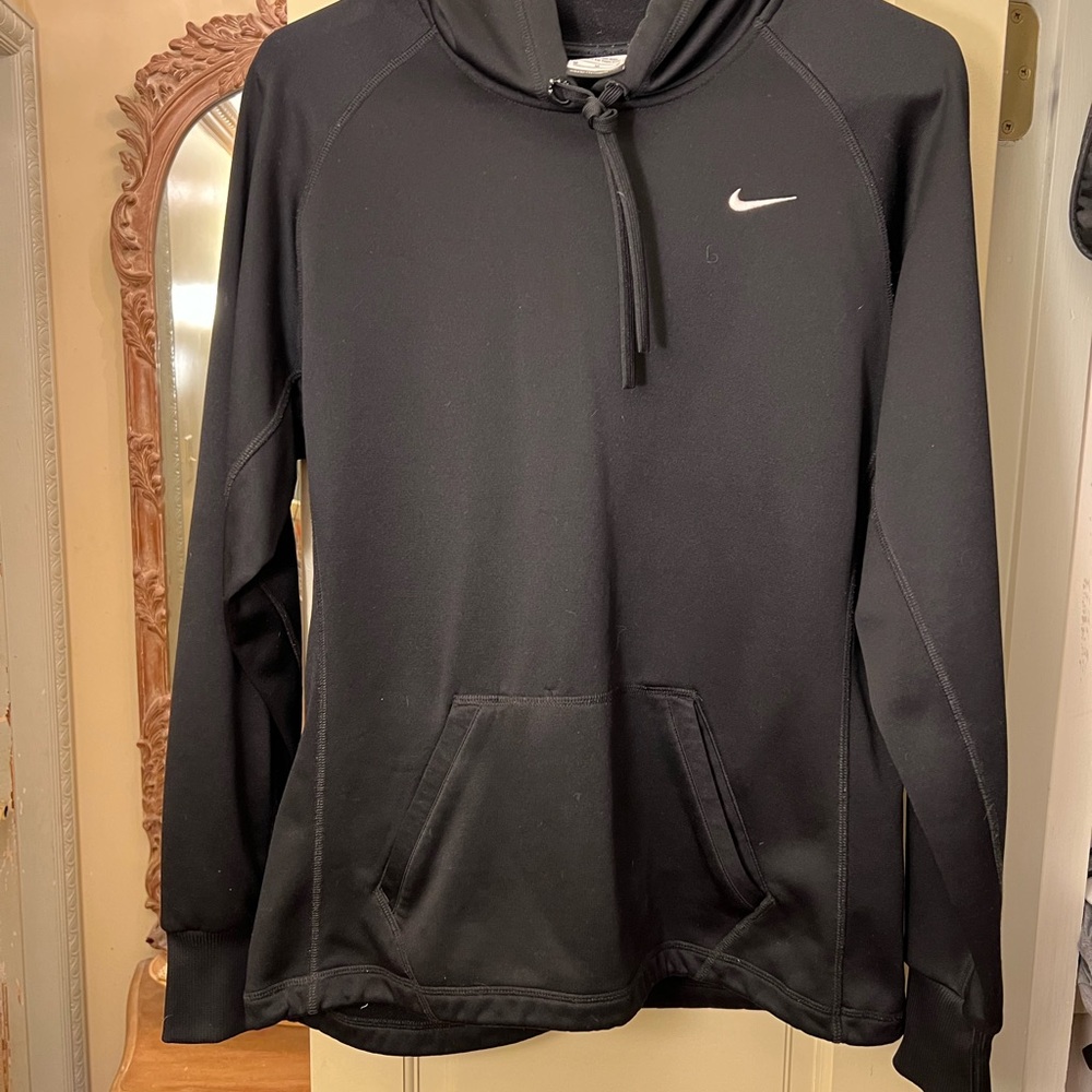 Nike Therma-Fit Black Sweatshirt